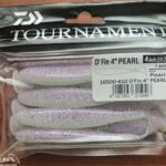 Daiwa Tournament D fin 4inch 102cm gumihal Pearl